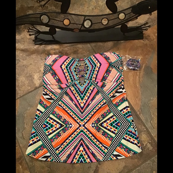 Jessica Simpson Multicolor Geometric Swim Top - Picture 1 of 4